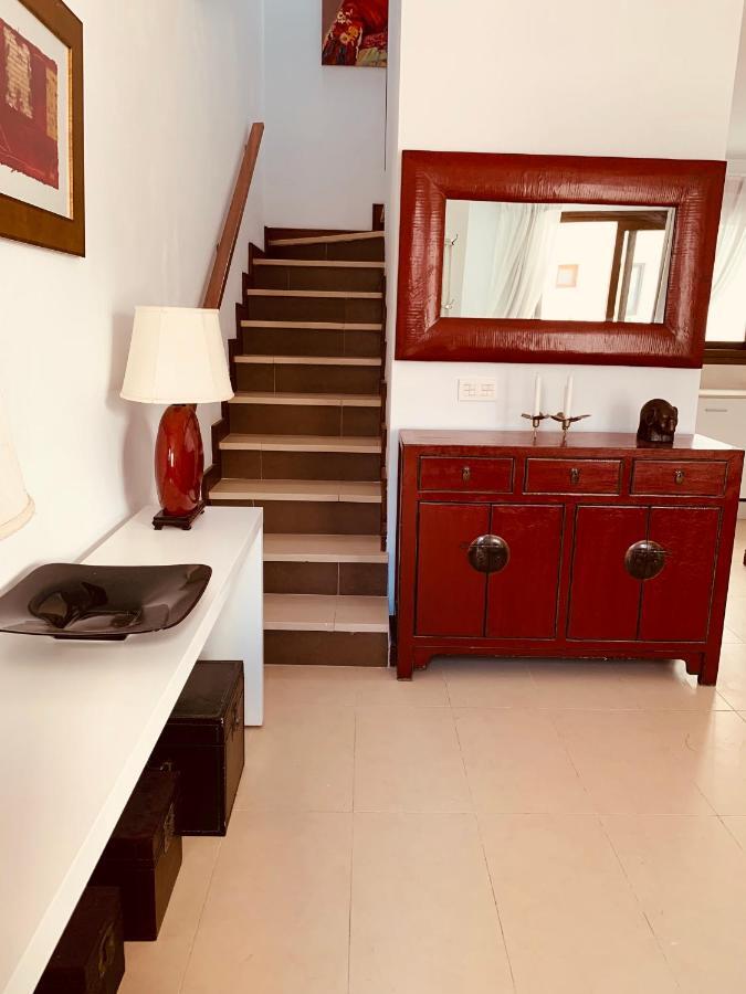 شقة بْوُرتو كاليرو  في La Casa Roja المظهر الخارجي الصورة