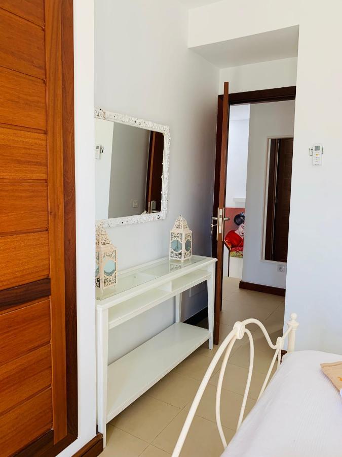 شقة بْوُرتو كاليرو  في La Casa Roja المظهر الخارجي الصورة